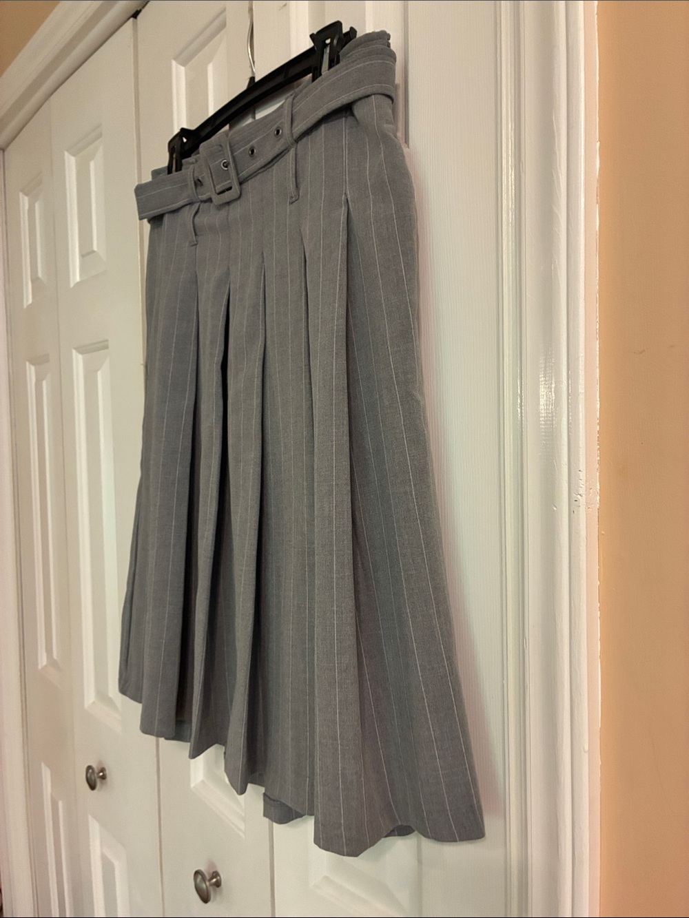 Scoop Women's Pleated Pinstripe Midi Skirt - Picture 5 of 7